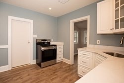 1121 Commercial Street # 3