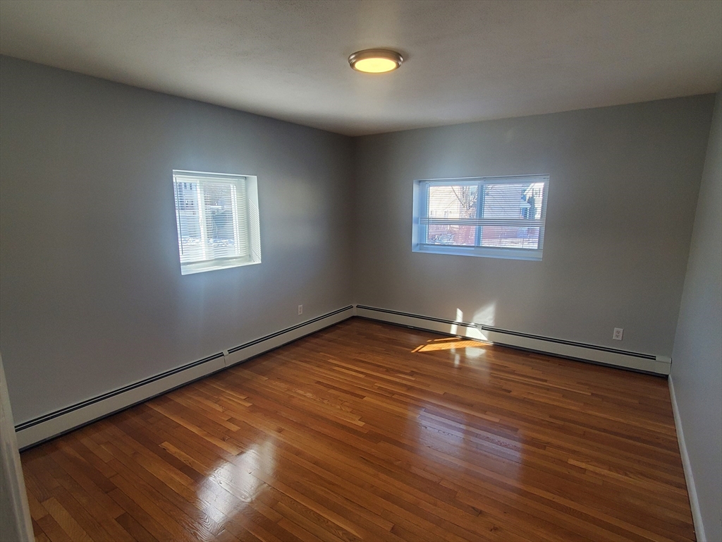 4 Oakcrest Road # 23