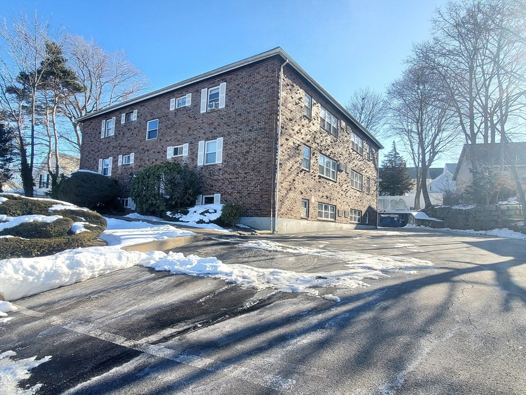 268 West Street # 3