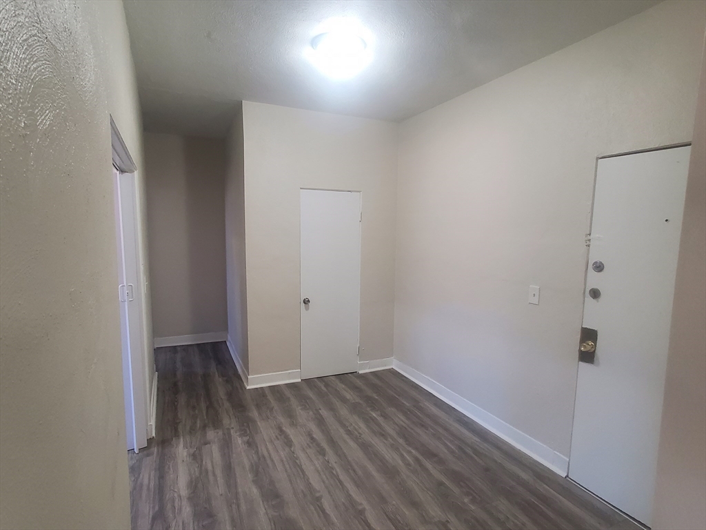 14 Abbotsford # 9