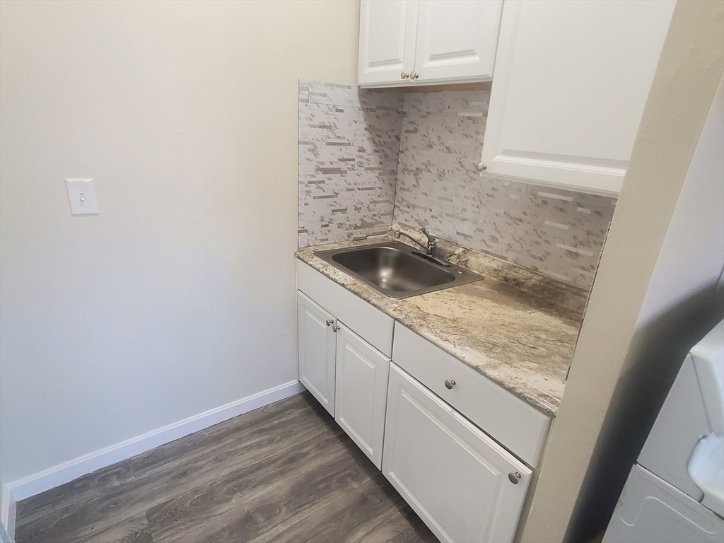 14 Abbotsford # 9