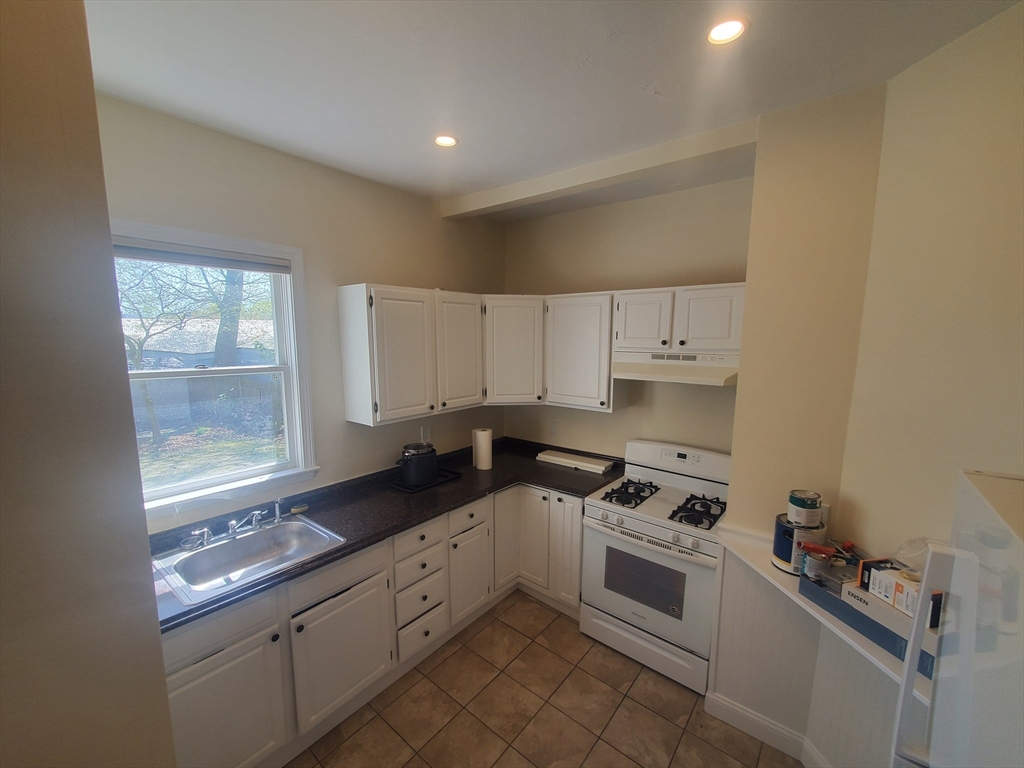 586 Freeport # 1