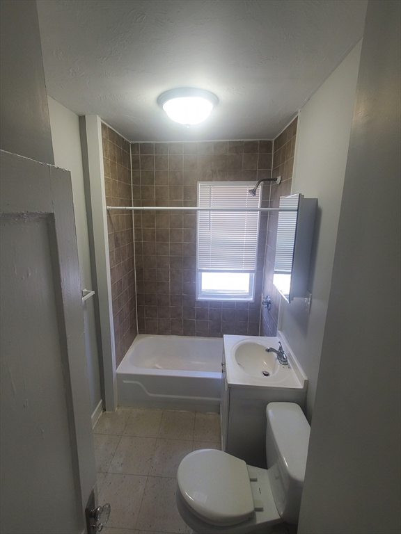 79 Rosseter Street # 3