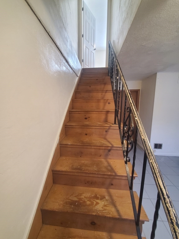 174 Pine Street # 7