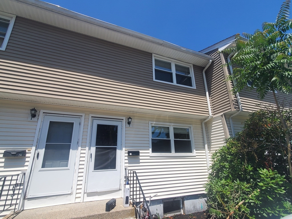 174 Pine Street # 27