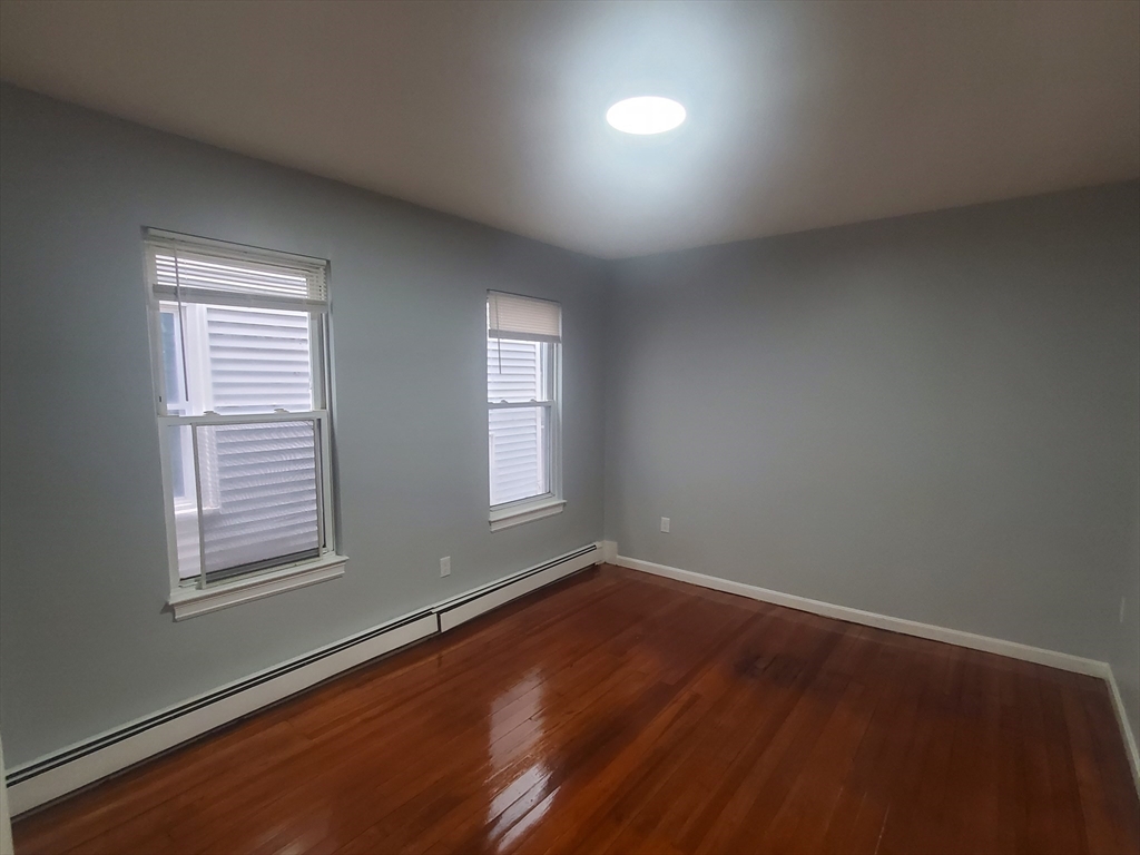 7 Balfour Street # 1