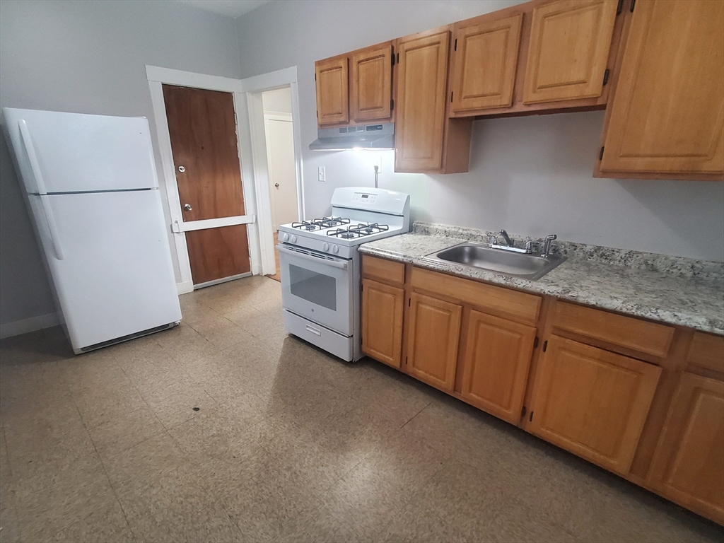 72 Walnut Park # 3