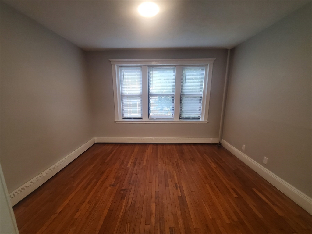 72 Walnut Park # 3