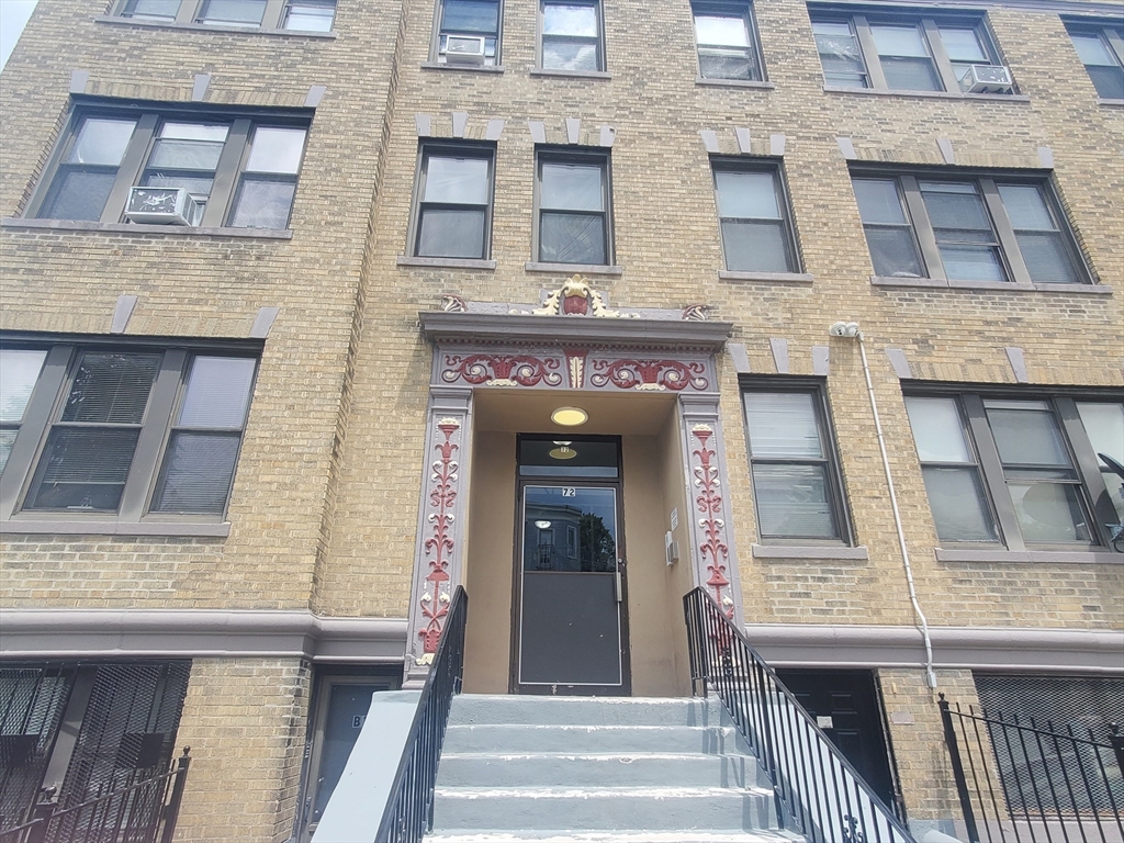 72 Walnut Park # 5