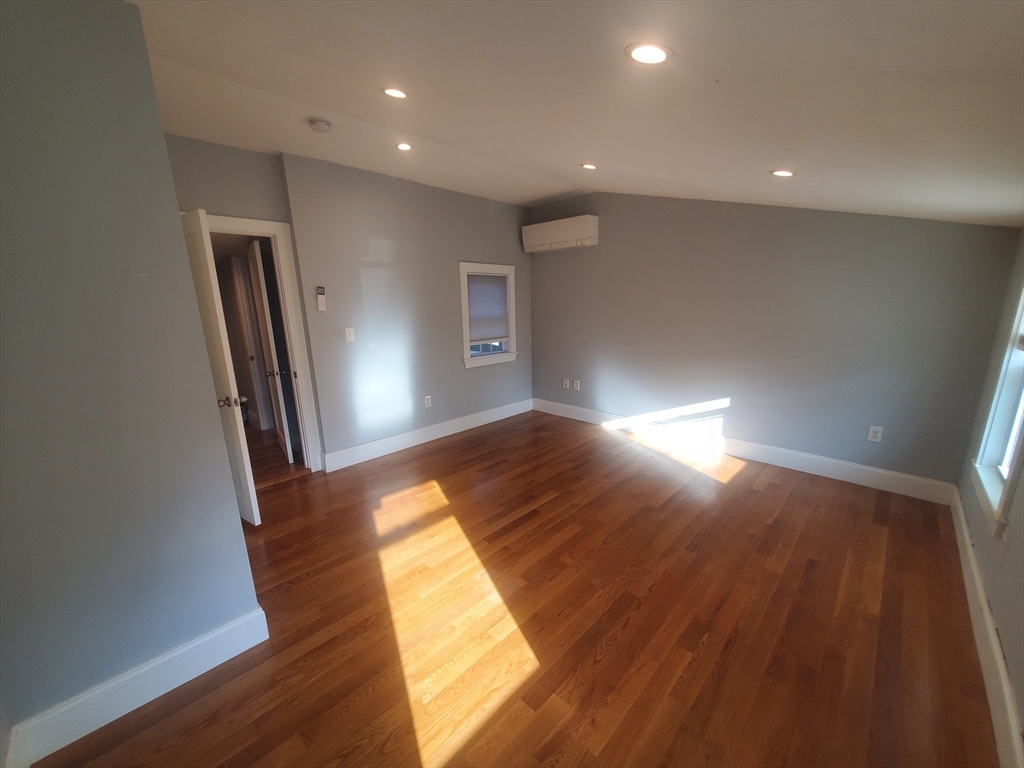 89 Front Street # 2