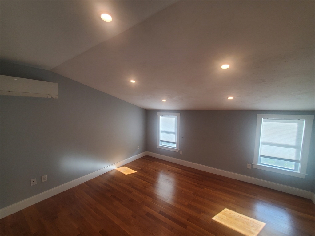 89 Front Street # 2