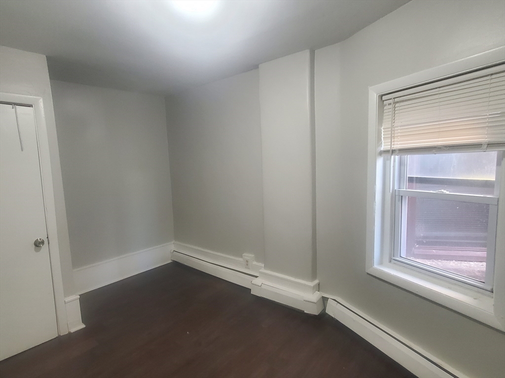 620 Dudley Street # 4