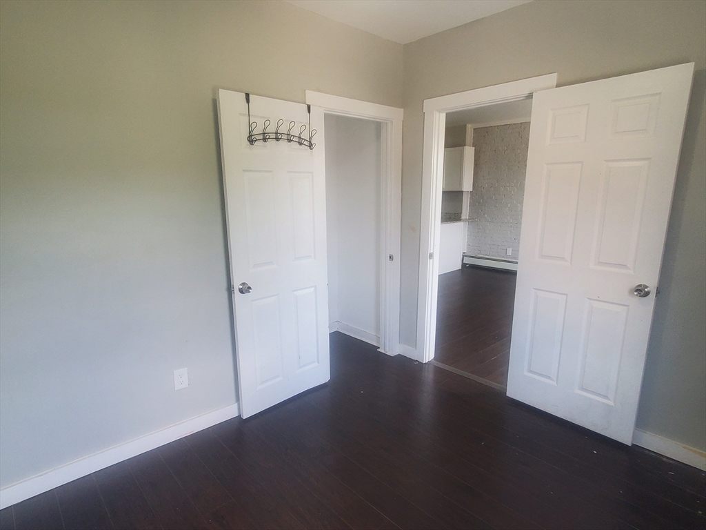 620 Dudley Street # 4