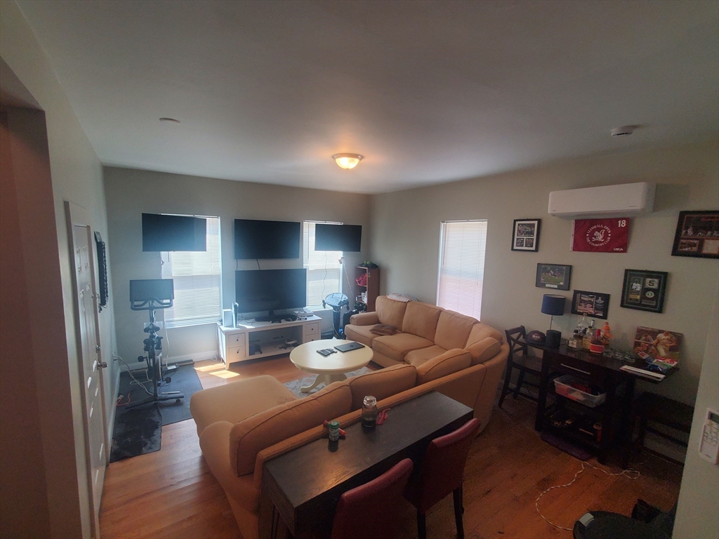 41 Washburn Street # 1