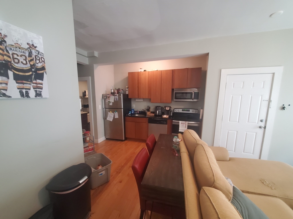 41 Washburn Street # 1