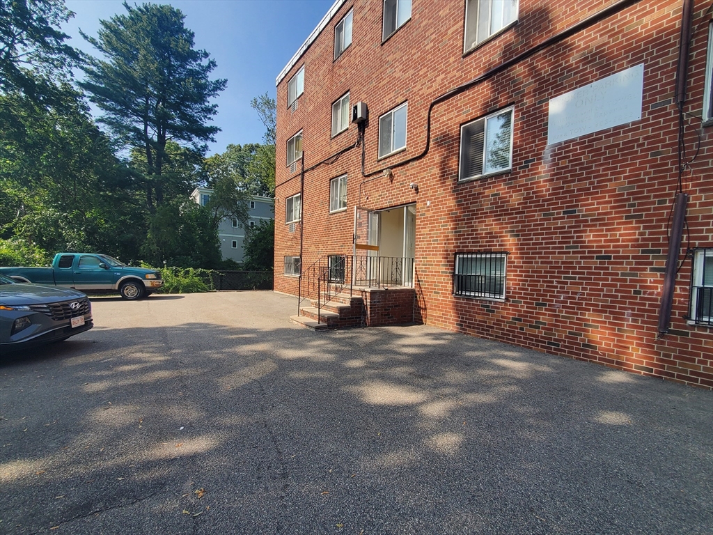 24 Colgate Road # 13