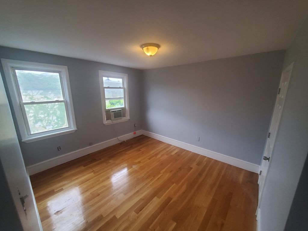 4 Sexton Court # 4