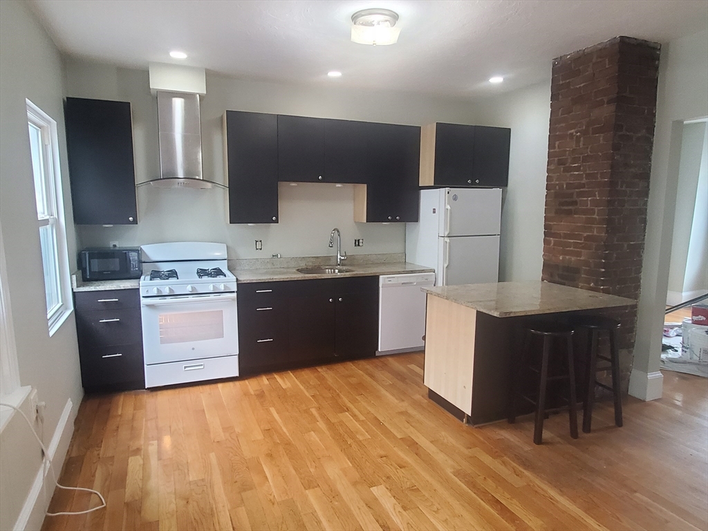 4 Sexton Court # 4
