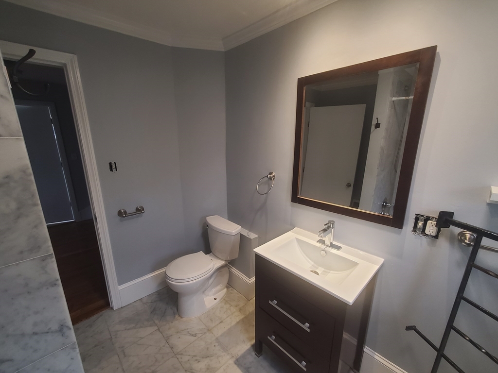 4 Sexton Court # 4