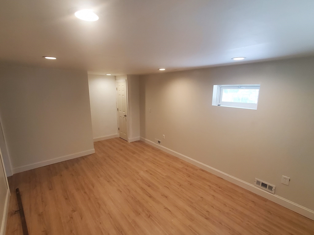 133 Ashcroft # 1