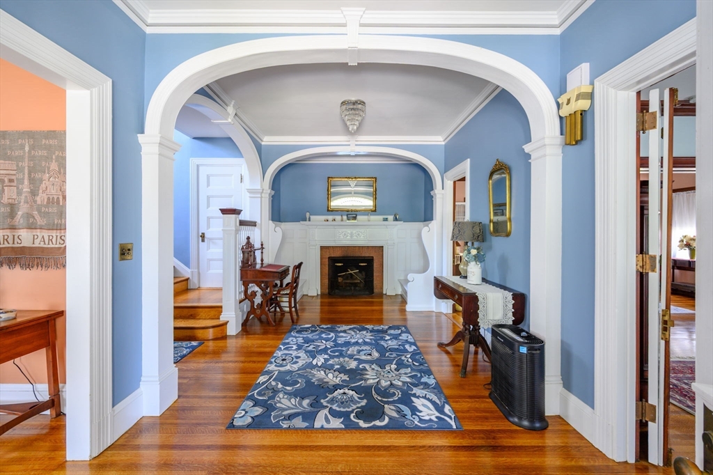 16 Beaumont St