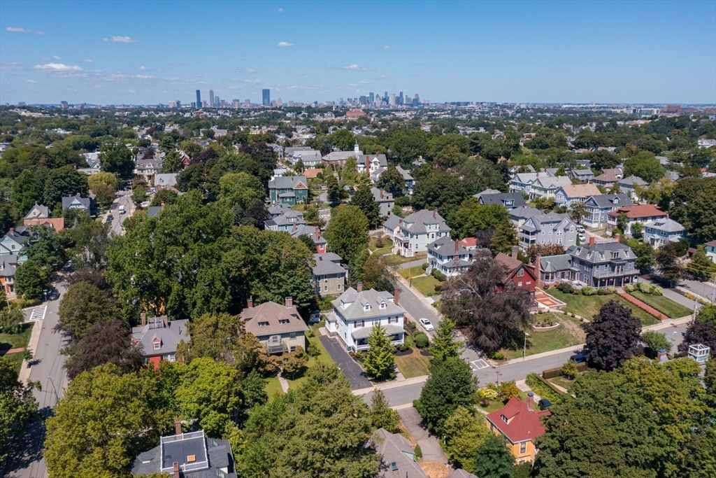 16 Beaumont St