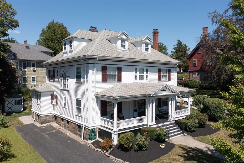 16 Beaumont St