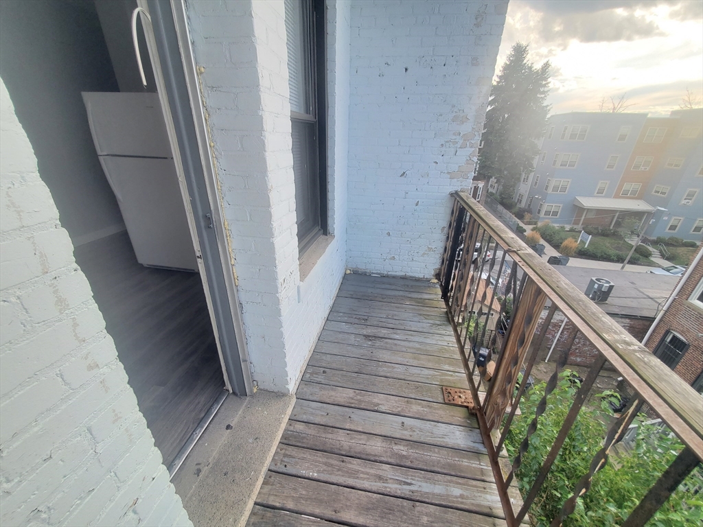 72 Walnut Park # 7