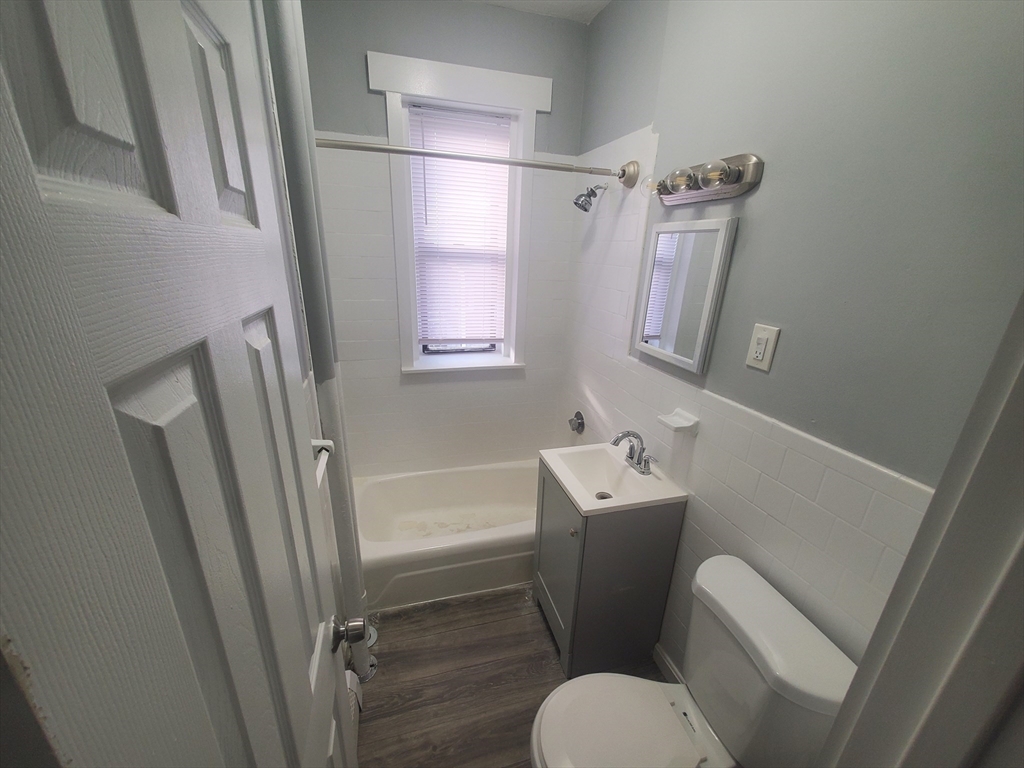 72 Walnut Park # 7