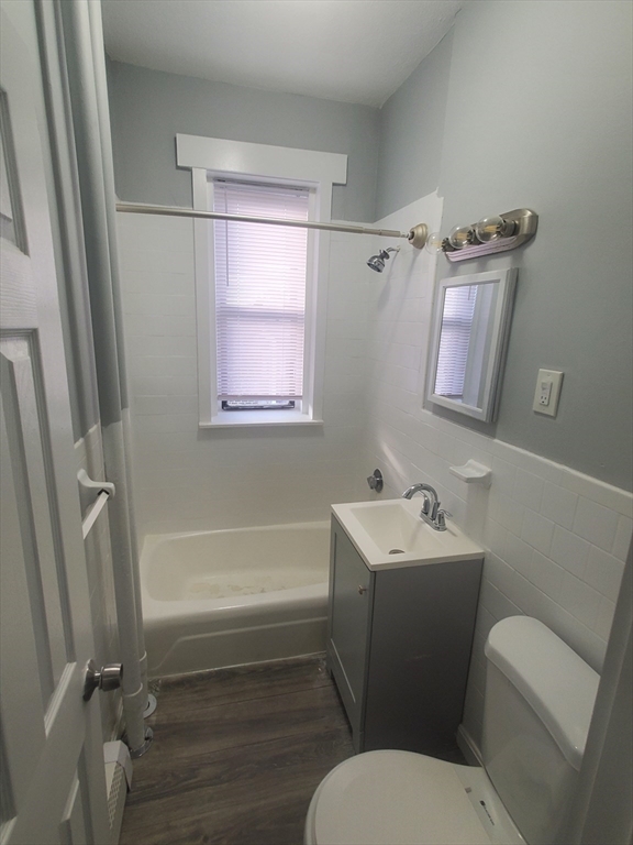 72 Walnut Park # 7