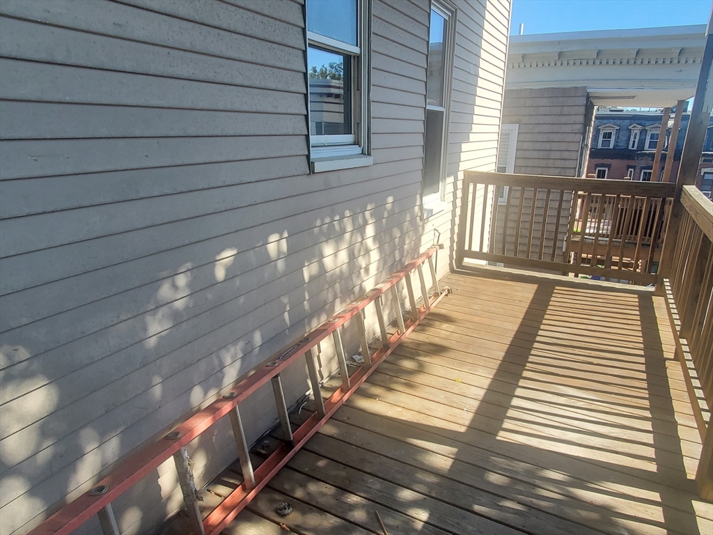 00 Pleasant Street # 3