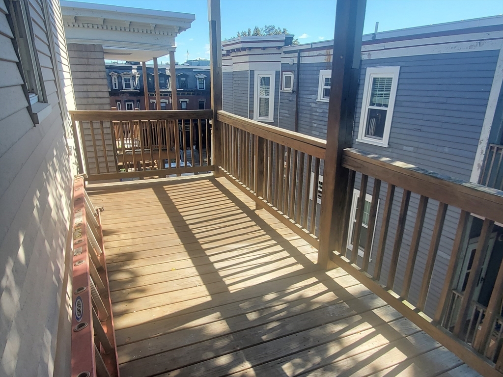 00 Pleasant Street # 3