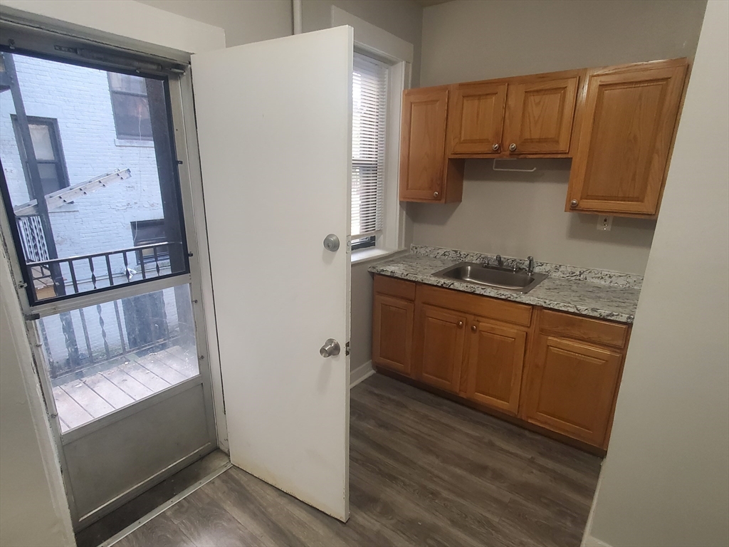 76 Walnut Park # 1