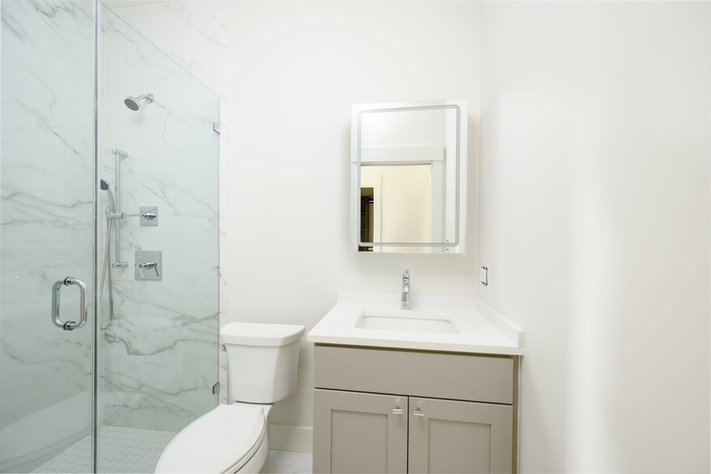 21 Tanglewood # 2, Boston Unit: 2