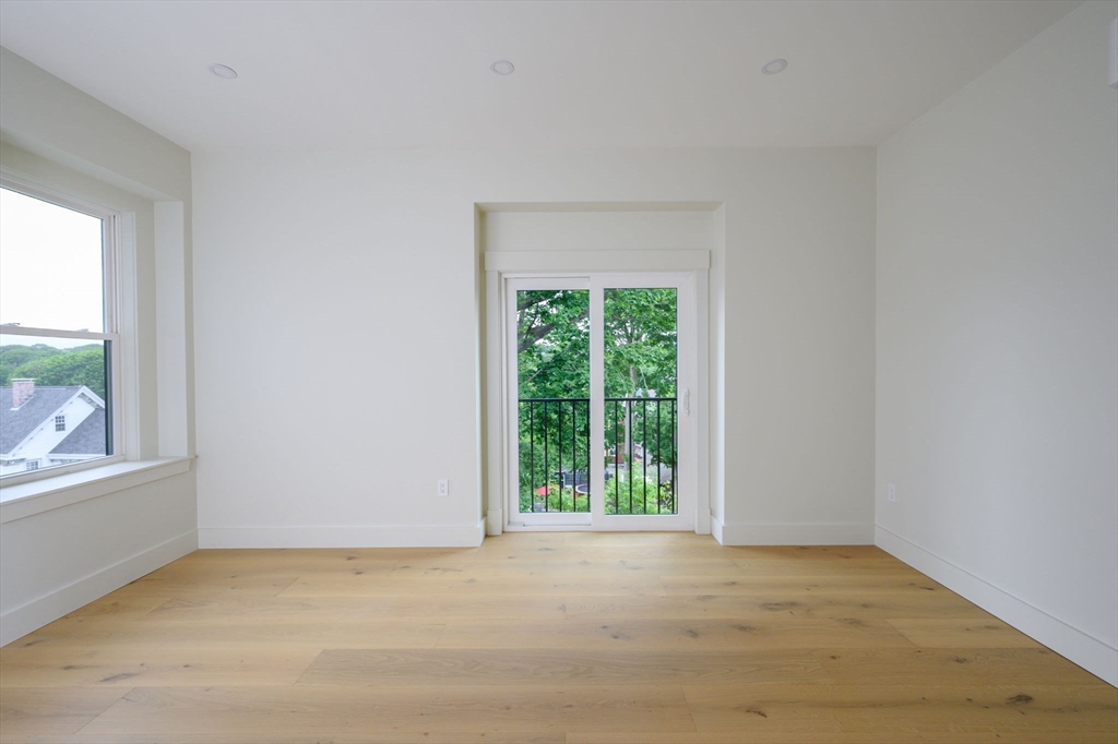 21 Tanglewood # 2, Boston Unit: 2