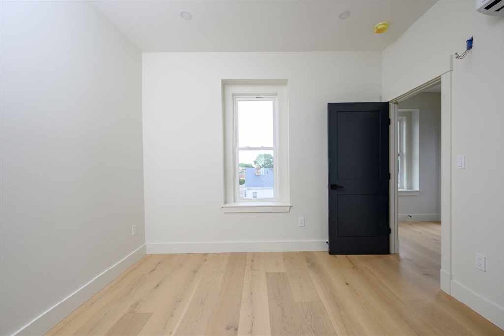 21 Tanglewood # 2, Boston Unit: 2