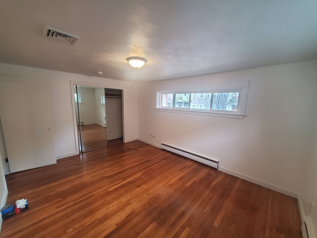 18 Denny Street # 18