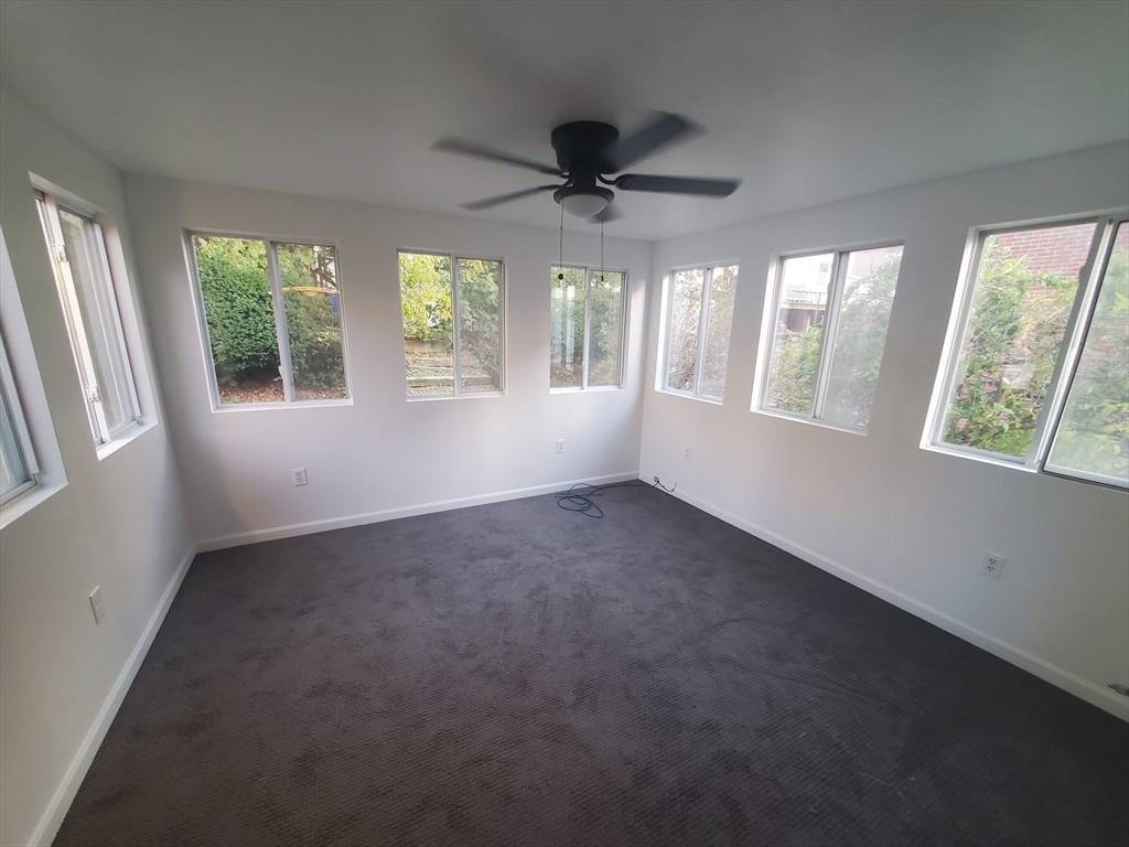 18 Denny Street # 18