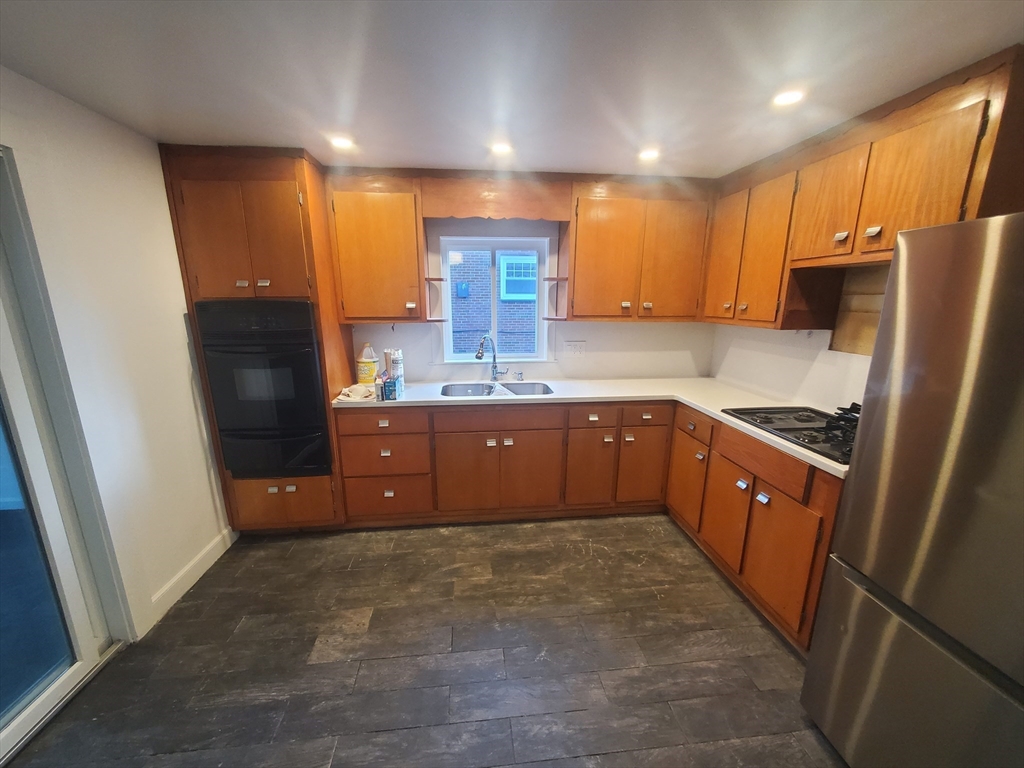 18 Denny Street # 18