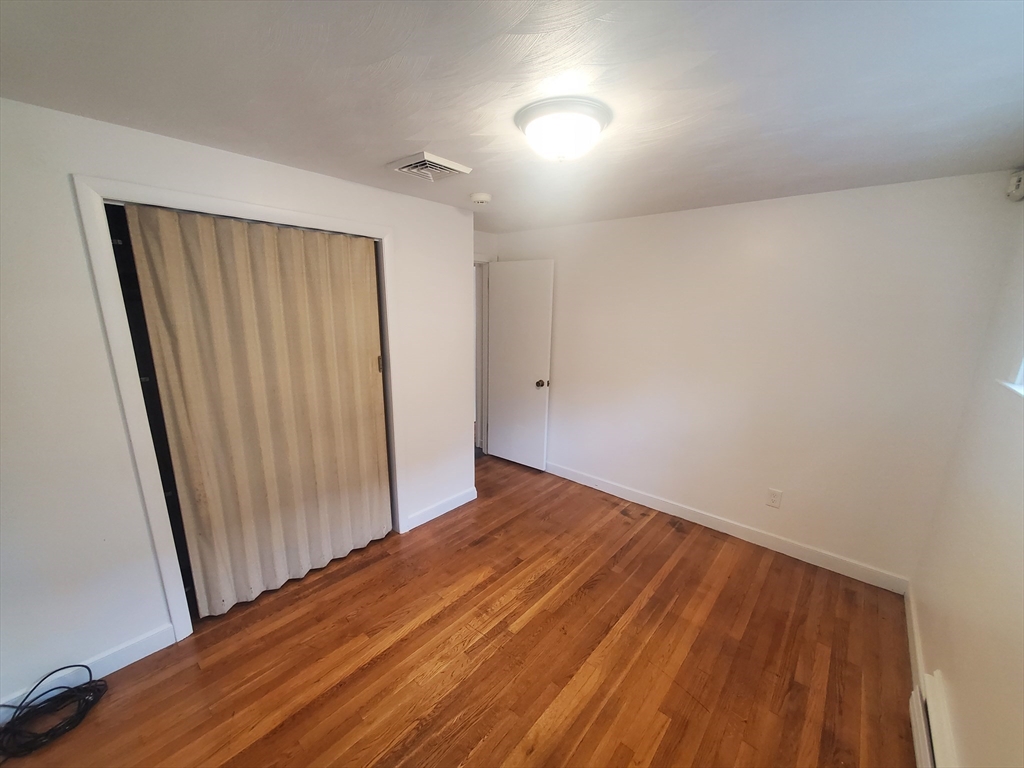 18 Denny Street # 18