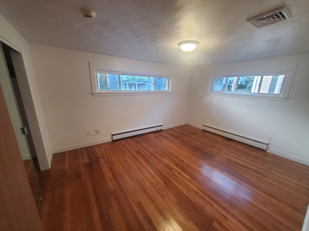 18 Denny Street # 18