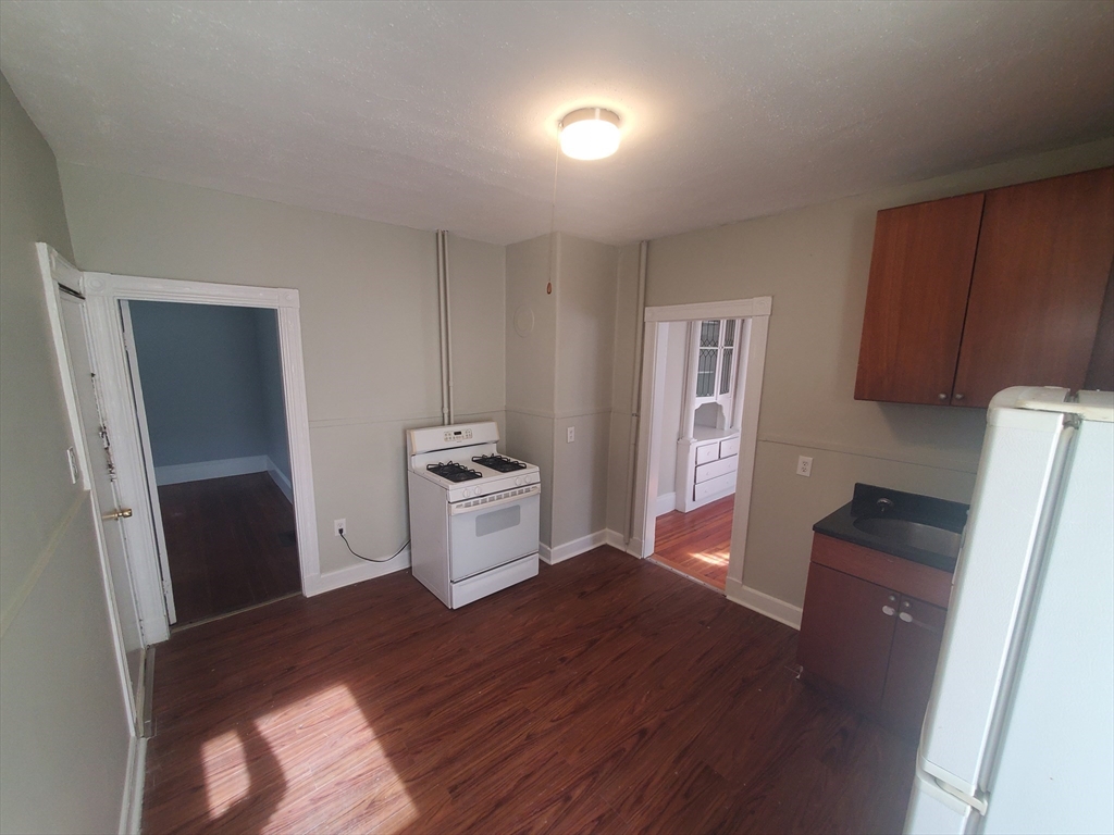 247 Boston Street Unit: 1