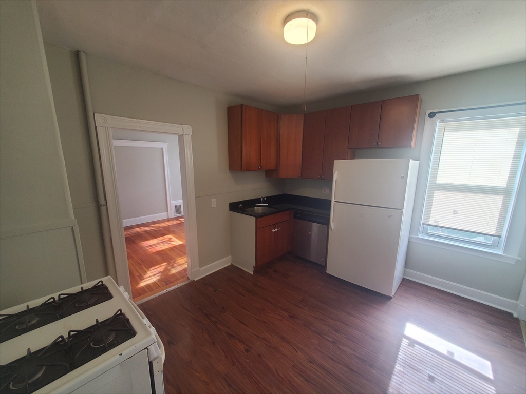 247 Boston Street Unit: 1