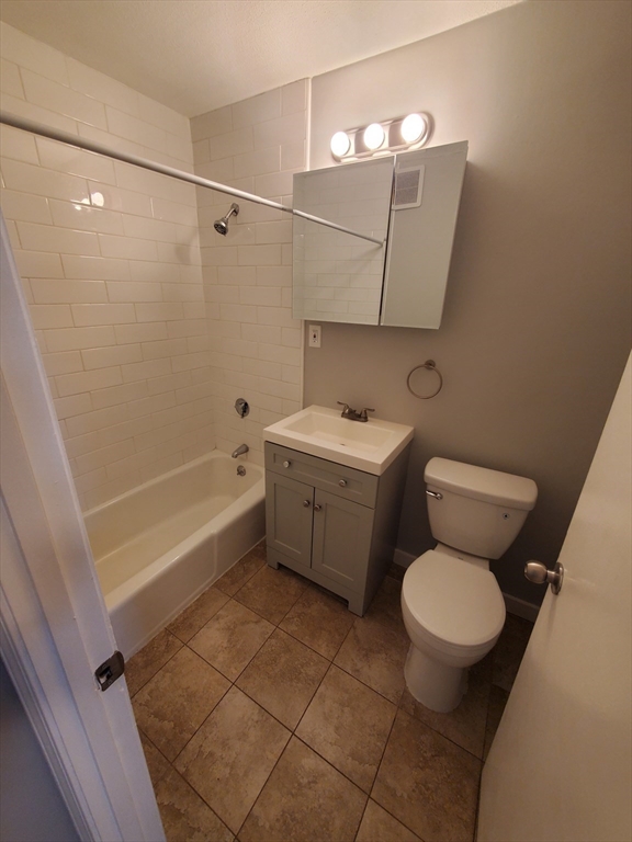 215 Pearl Street # 10