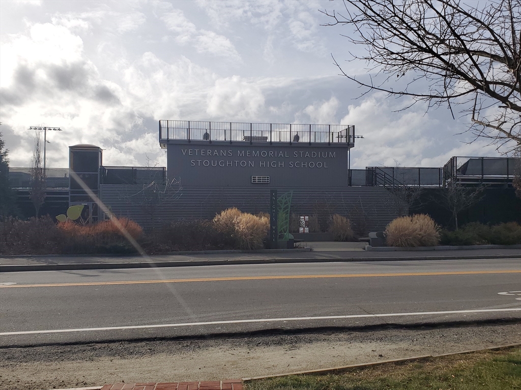 215 Pearl Street # 10