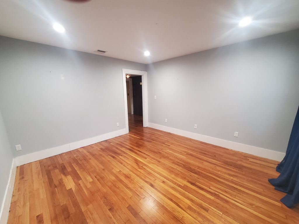 866 Dorchester Ave. # 2