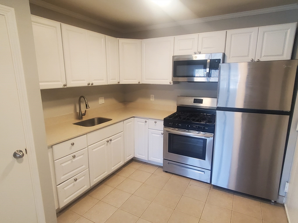 215 Pearl Street # 11