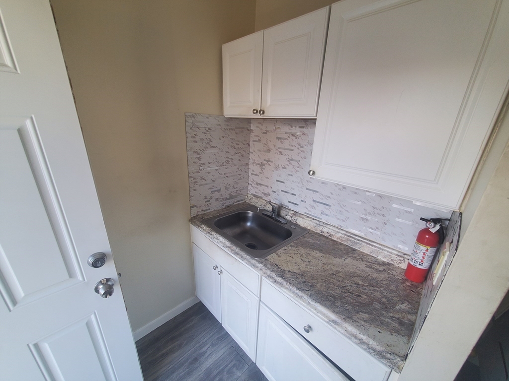 14 Abbottsford # 9