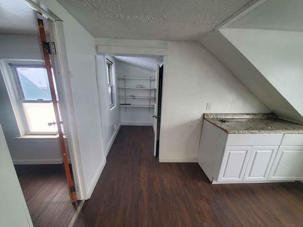 97 High St