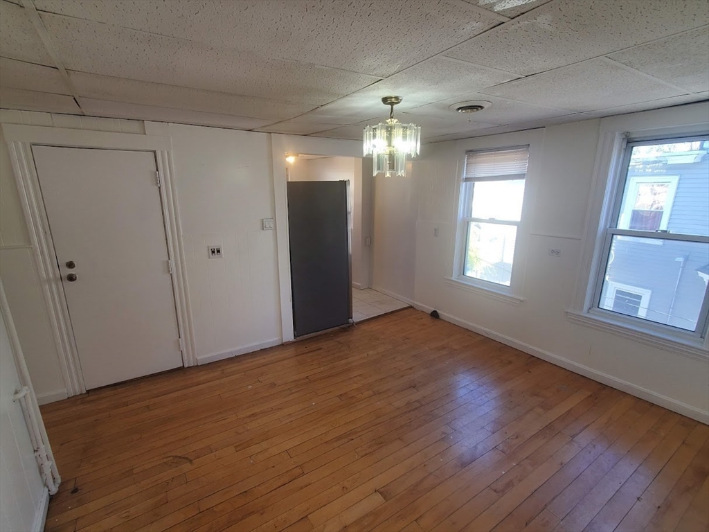 97 High St